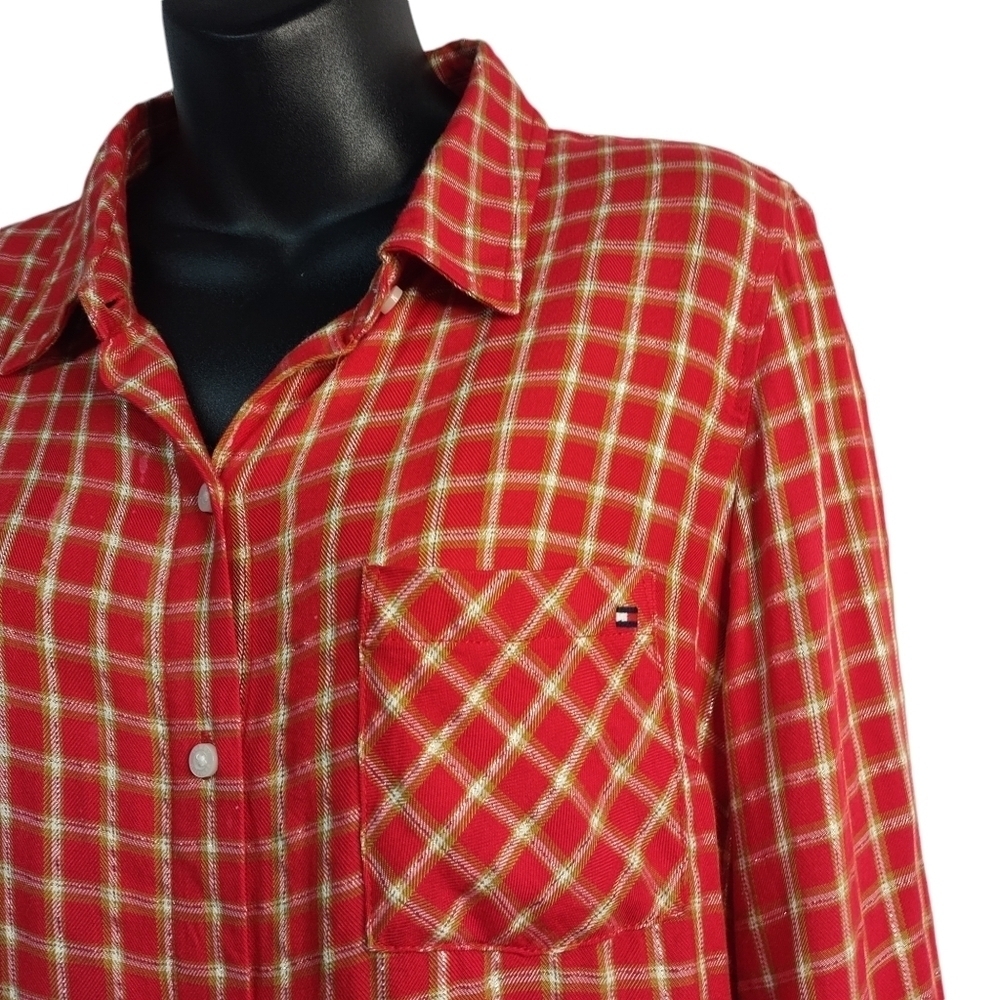 Tommy Hilfiger Shirt Women's Red Plaid Button Down Shirt Size M - Picture 3 of 8